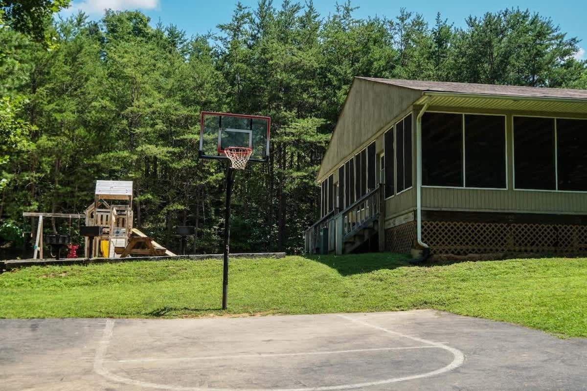 Modern Mountain Escape Villa Gatlinburg Dış mekan fotoğraf