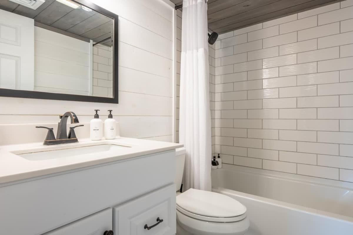 Modern Mountain Escape Villa Gatlinburg Dış mekan fotoğraf